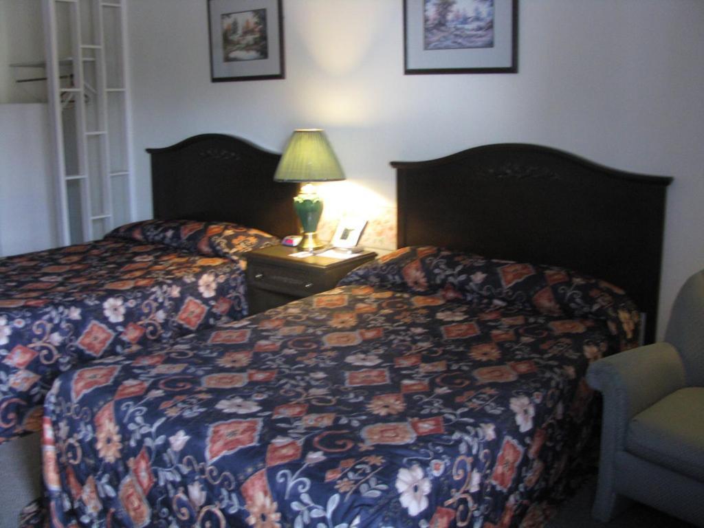 Chipican Motel Sarnia Værelse billede